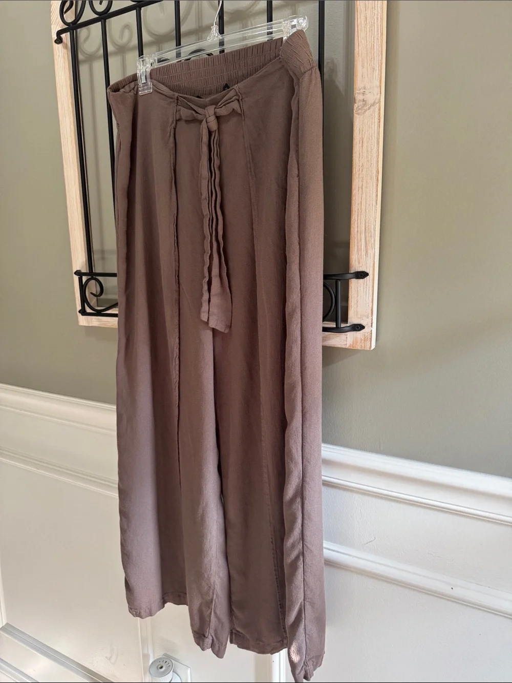 torrid  wide leg flowy size 1 pants